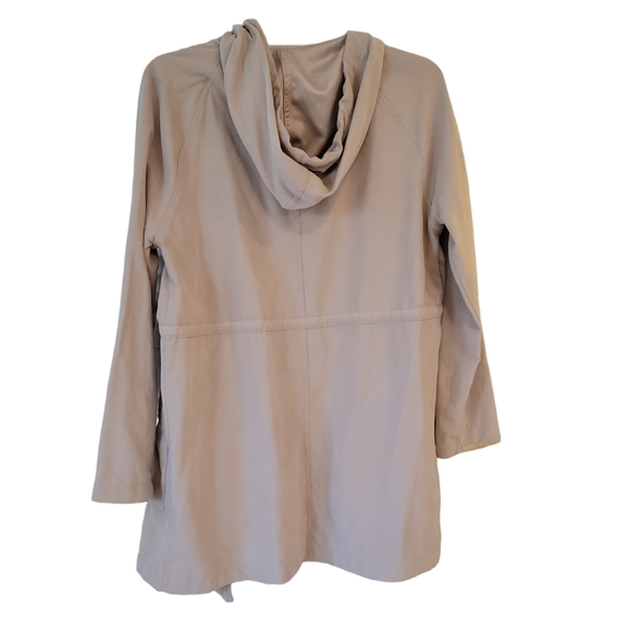 Light weight Spring jacket⚘️ - Picture 2 of 4